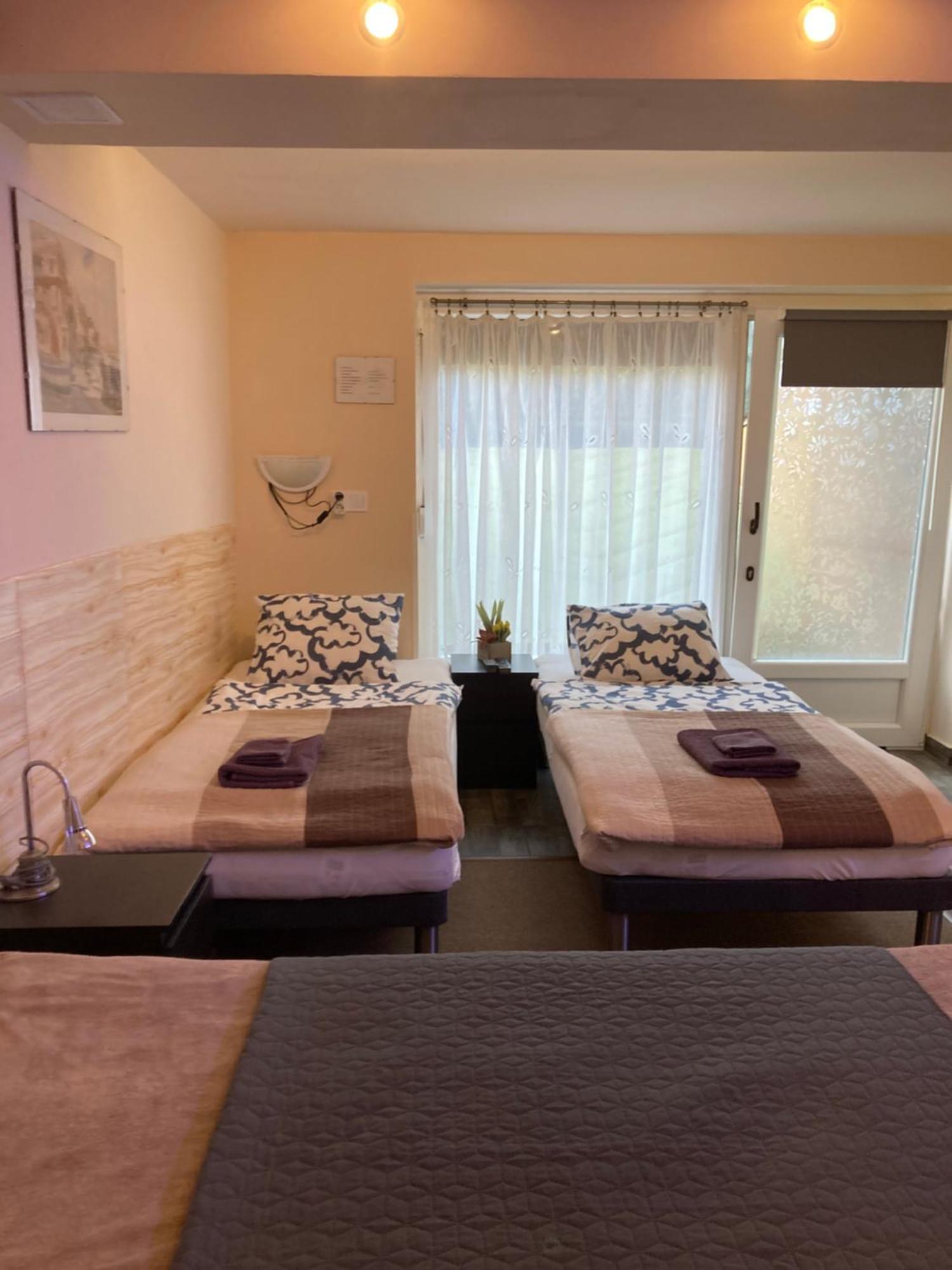 Green Lake Airport Apartments Vecsés Habitación foto